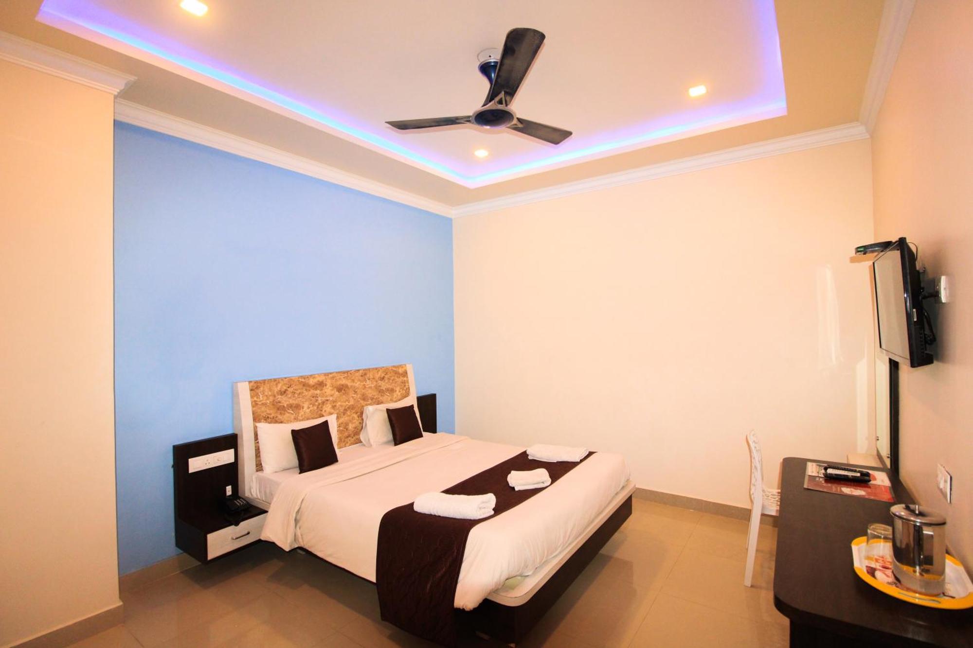 Bouvana Residency Pondicherry Bagian luar foto