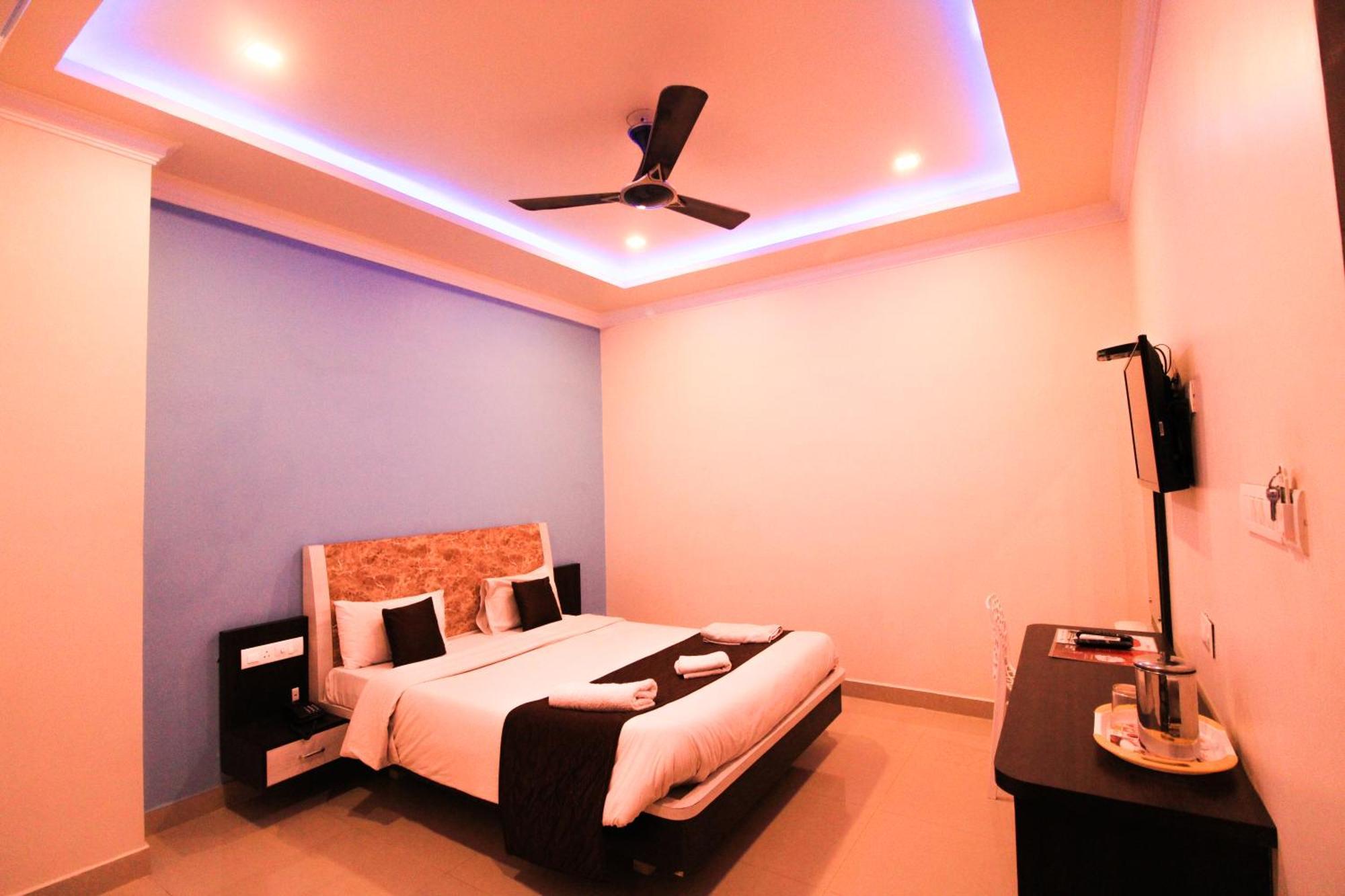 Bouvana Residency Pondicherry Bagian luar foto